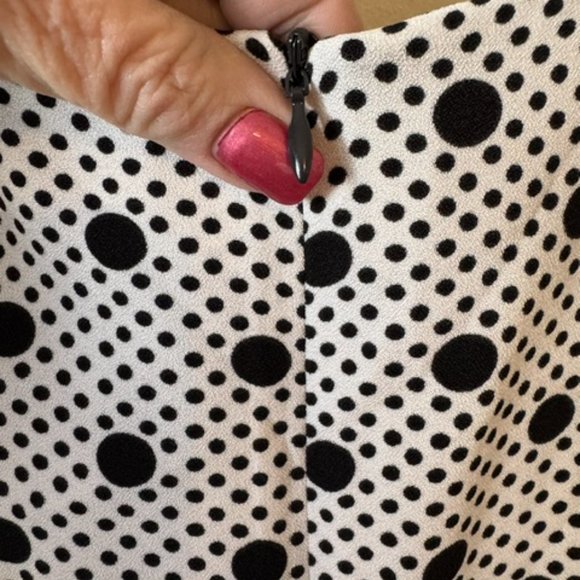 ❤️NWT CLASSIC BLACK/WHITE POLKA DOT TOP  LARGE - Picture 5 of 7